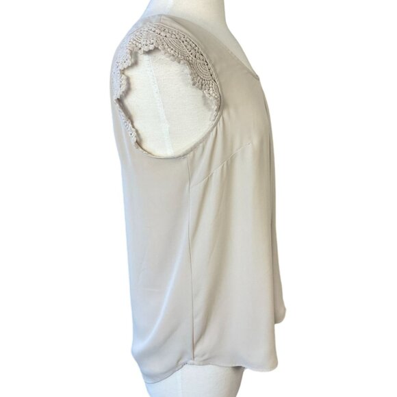 Daniel Rainn Scoop Neck Crochet Cap Sleeves Front Pleat Detail Lined Top Medium - Picture 4 of 10